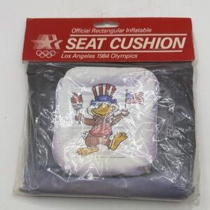 NOS Vtg Moochies 1984 Olympics Inflatable Seat Cushion Eagle USA Collectible